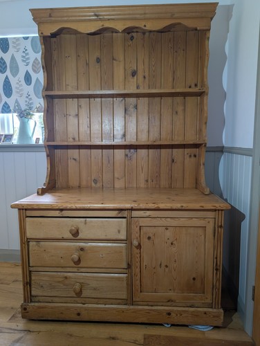 Pine welsh dresser solid - pine,