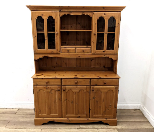 Welsh dresser classic pine - dresser,