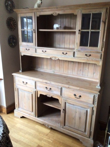 Distressed lime waxed - distressed,